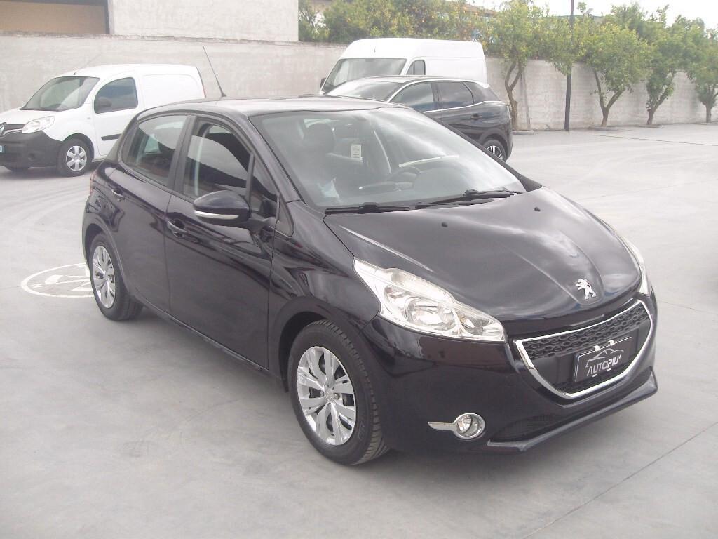 Peugeot 208 1.4 HDi 68 CV 5 porte - 2015