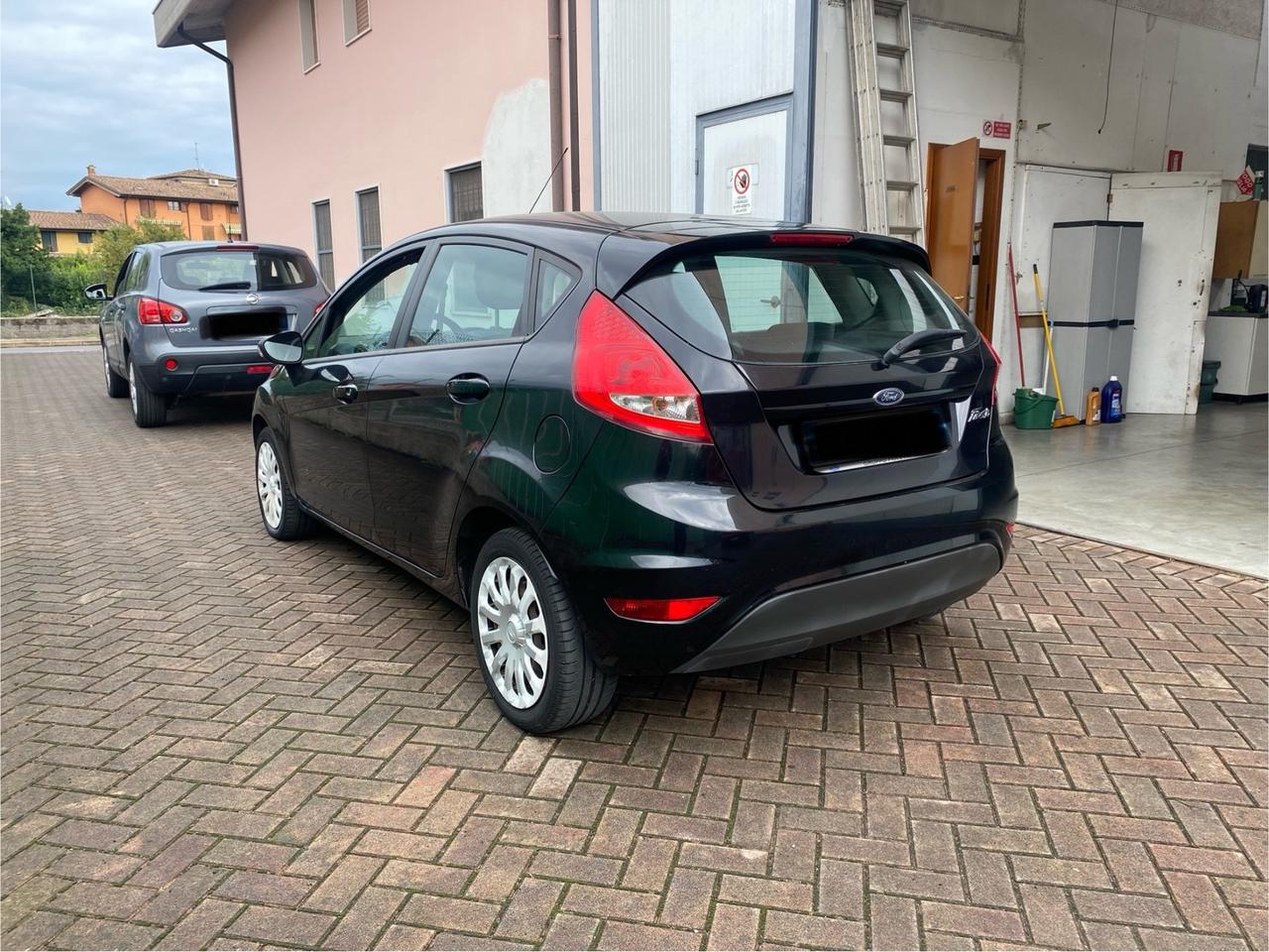 Ford Fiesta 1.4 5 porte Bz.- GPL Titanium