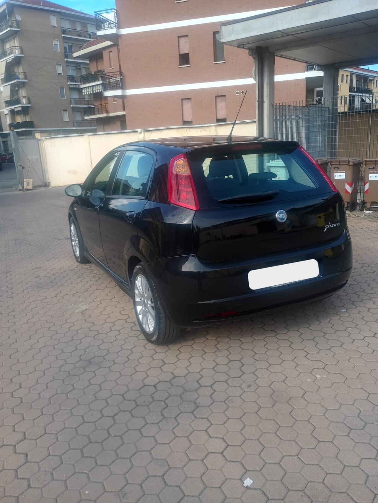 FIAT GRANDE PUNTO - APERTI AD AGOSTO