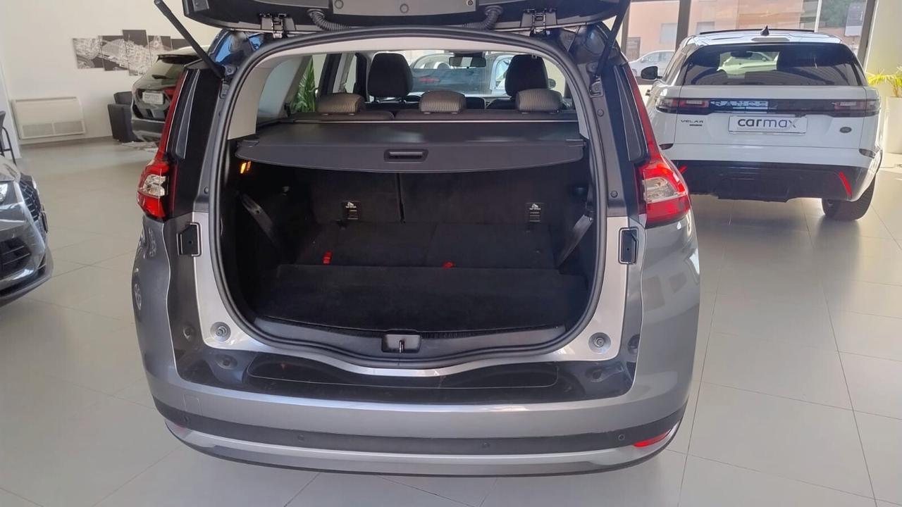 Renault Grand Scenic Blue dCi 120 CV Sport Edition2