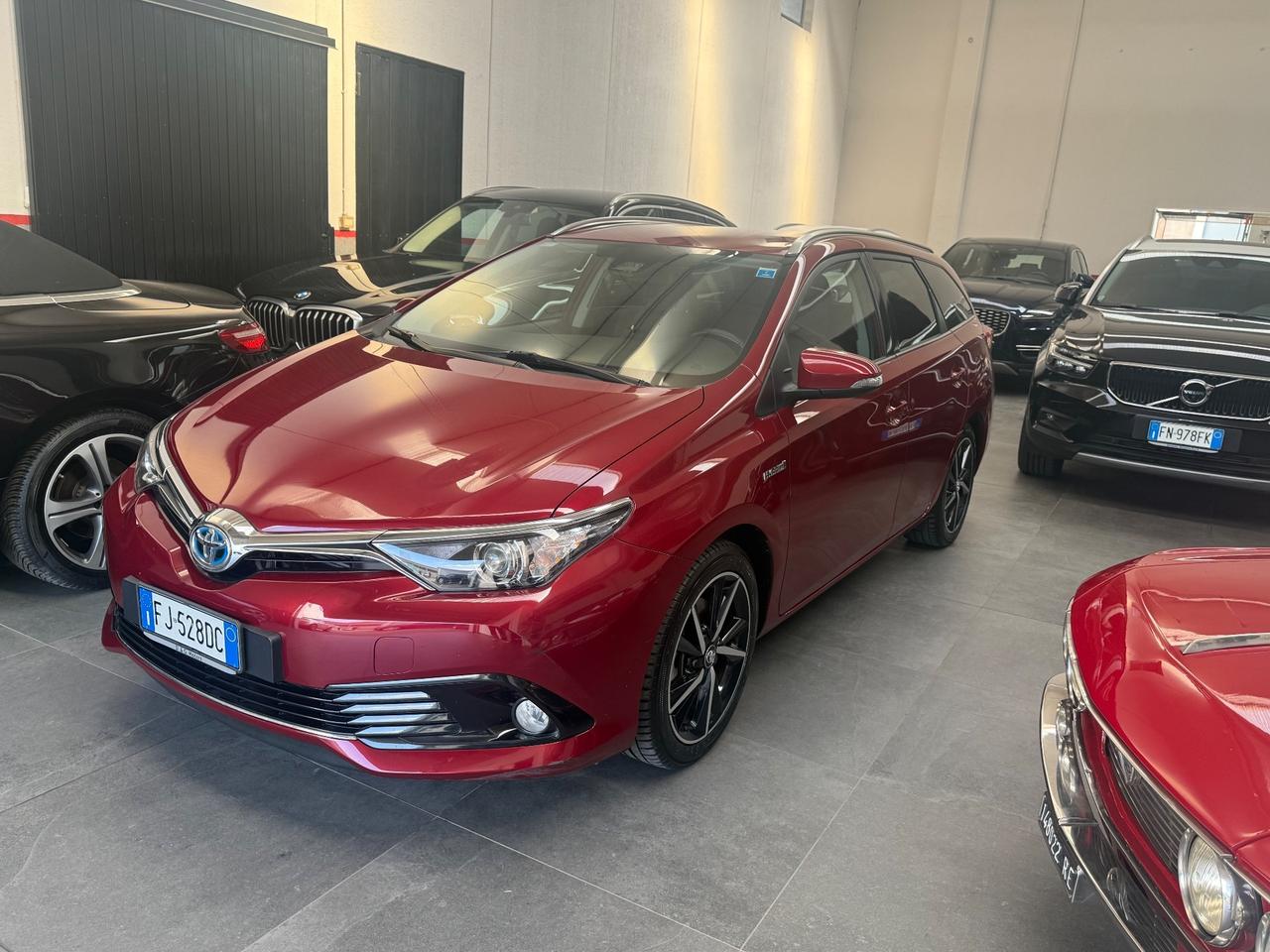 Toyota Auris 1.8 Hybrid Style