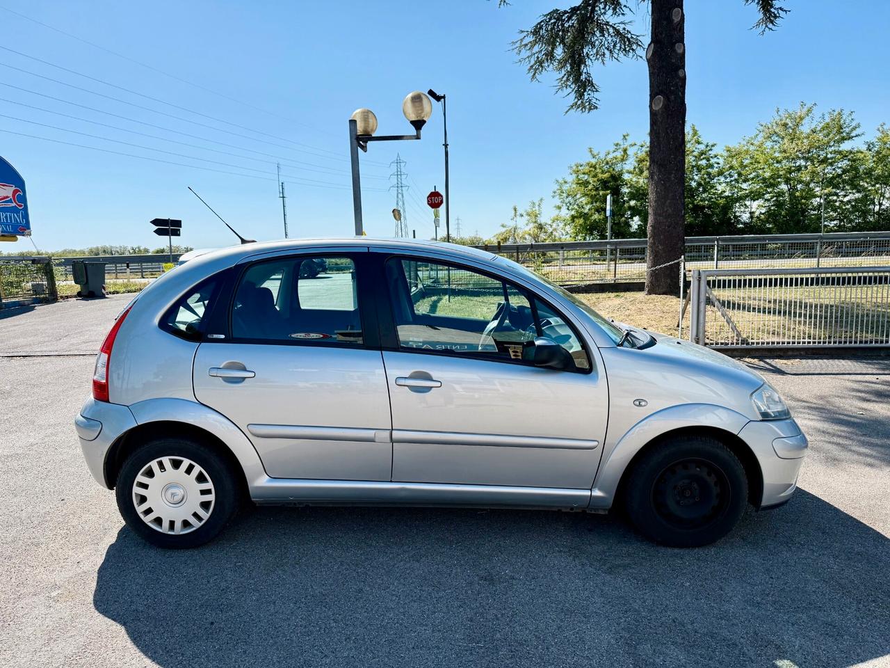 Citroen C3 1.1 Exclusive Style 61cv ADATTA A NEO PATENTATI