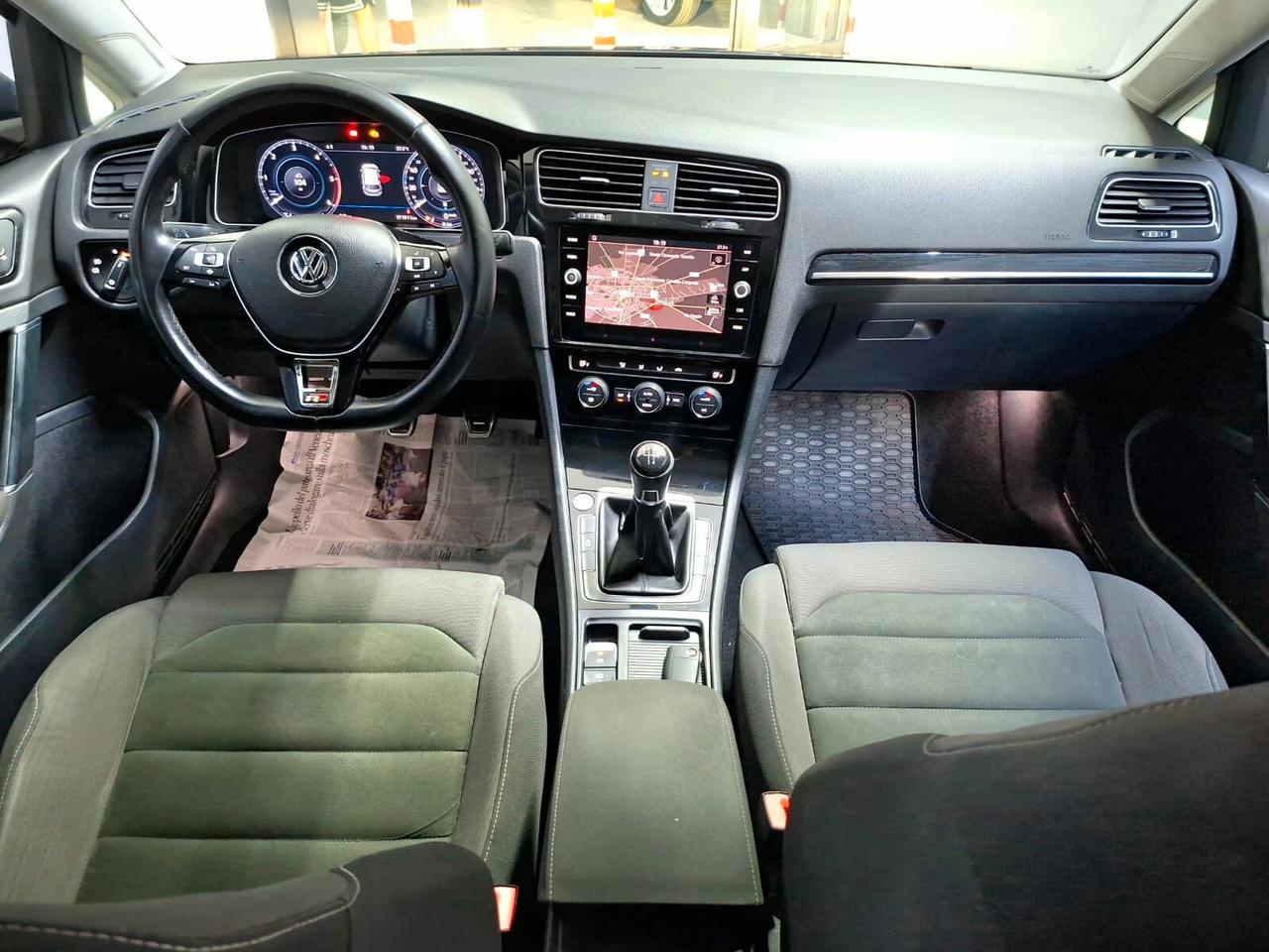 Volkswagen Golf 1.6 TDI 115cv Executive BlueMotion Technology 2017