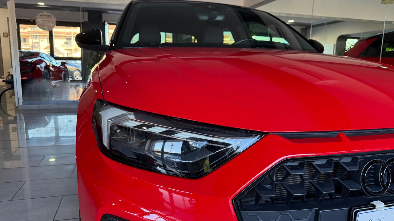 AUDI A1 SPORTBACK 40 TFSI STRONIC S LINE