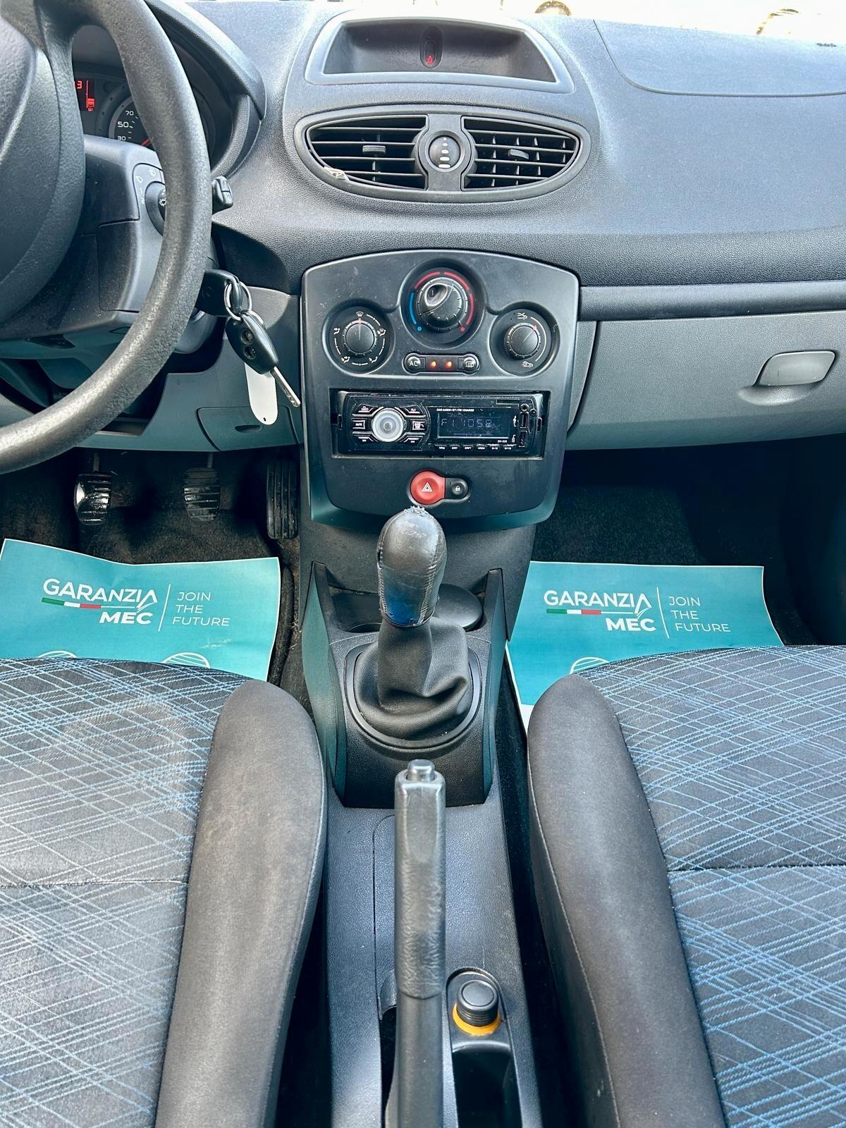 Renault Clio 1.2 16V 3 porte Dynamique - ok neopatentato