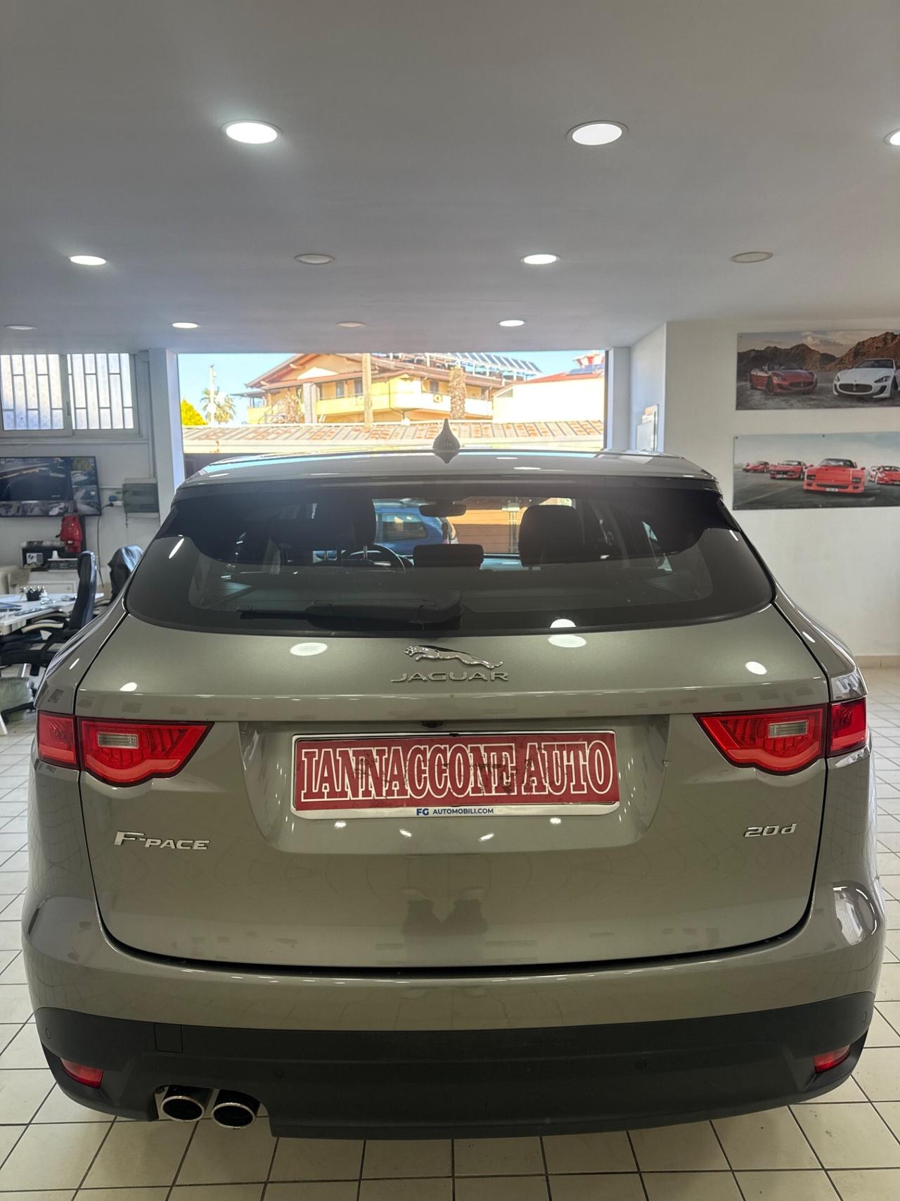 Jaguar F-Pace 2020 180 cv portfolio