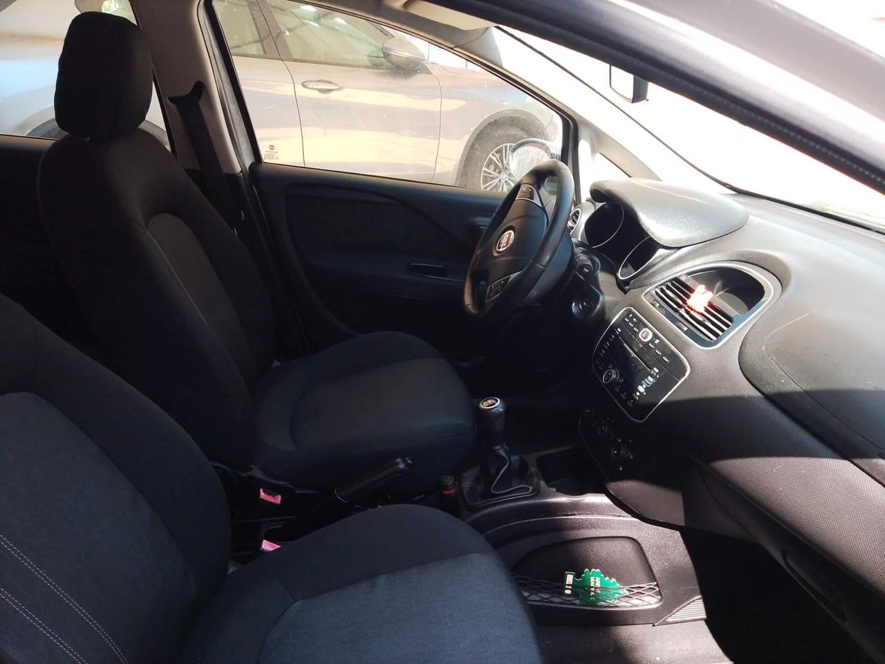 Fiat Punto 1.3 MJT II 75 CV 5 porte Street