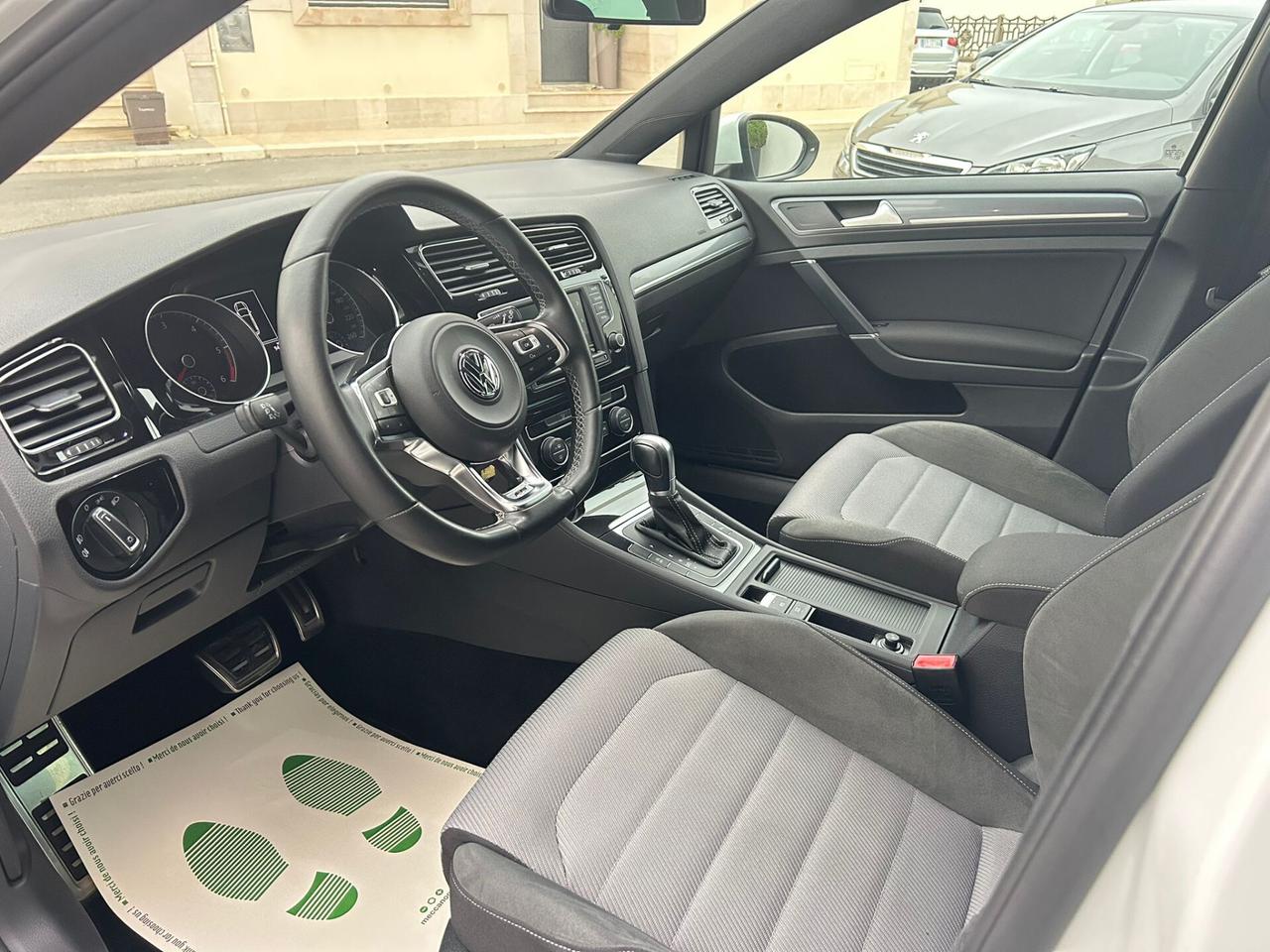 Volkswagen Golf 1.6 TDI 110Cv R-LINE DSG/LED-2017