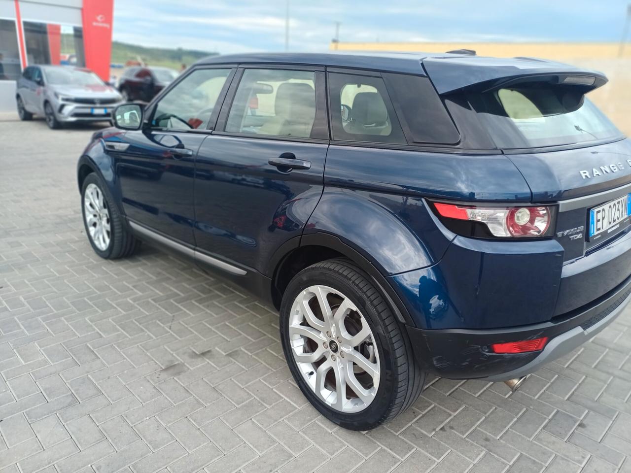 Land Rover Range Evoque 2.2 TD4 5p. Prestige