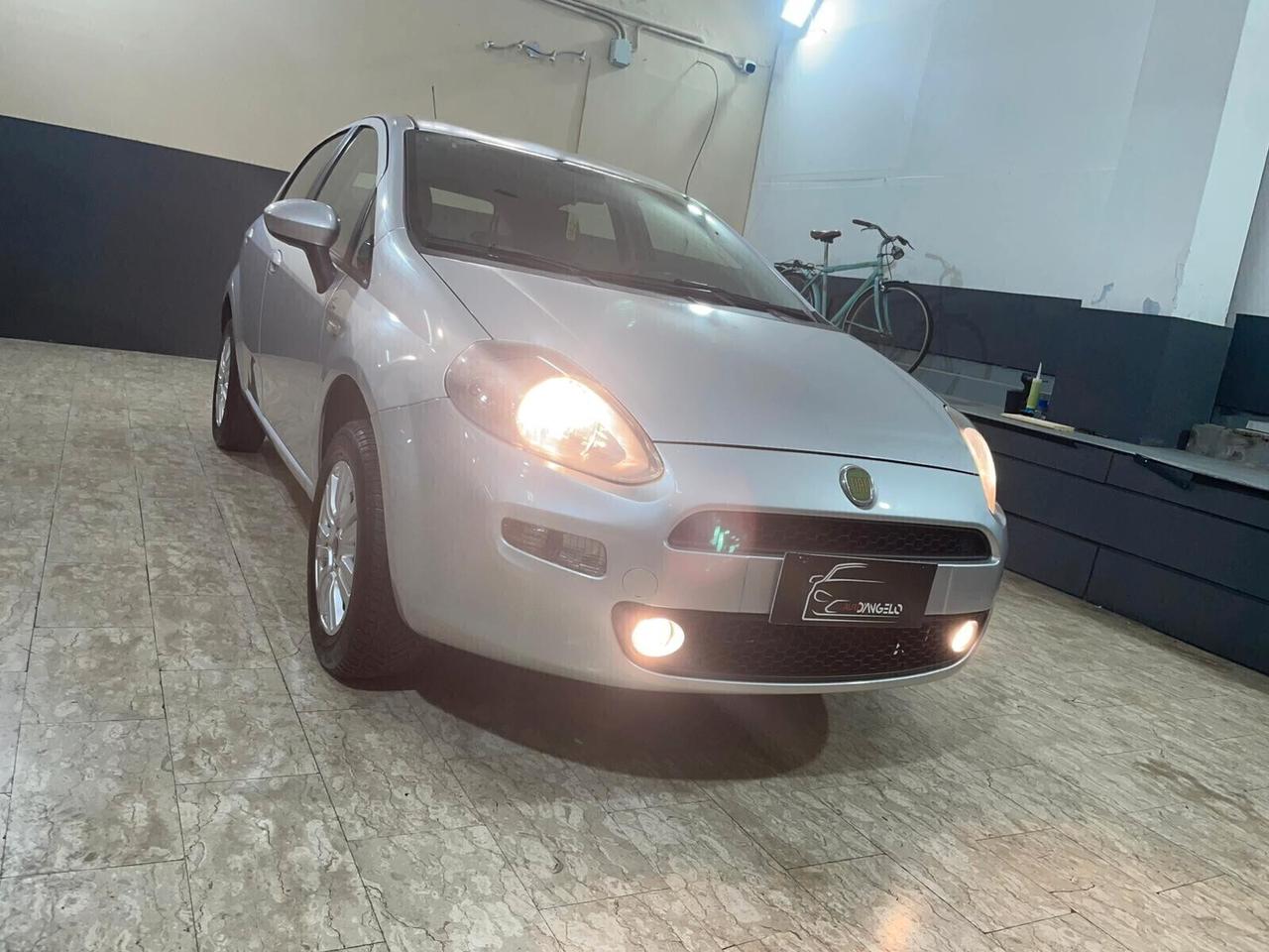 Fiat Punto 1.4 8V 5 porte Natural Power Virgin Radio