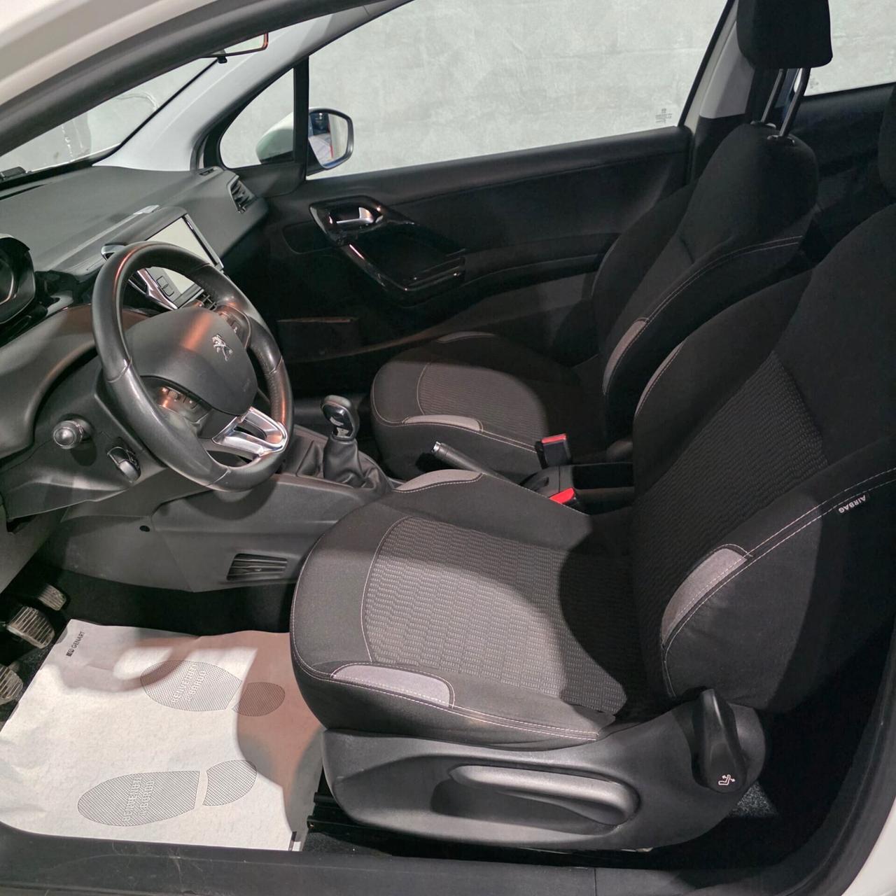 Peugeot 208 1.2 BENZINA EURO 6