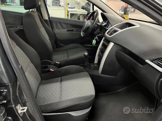 Peugeot 207 1.6 SW molto spaziosa! EURO 5
