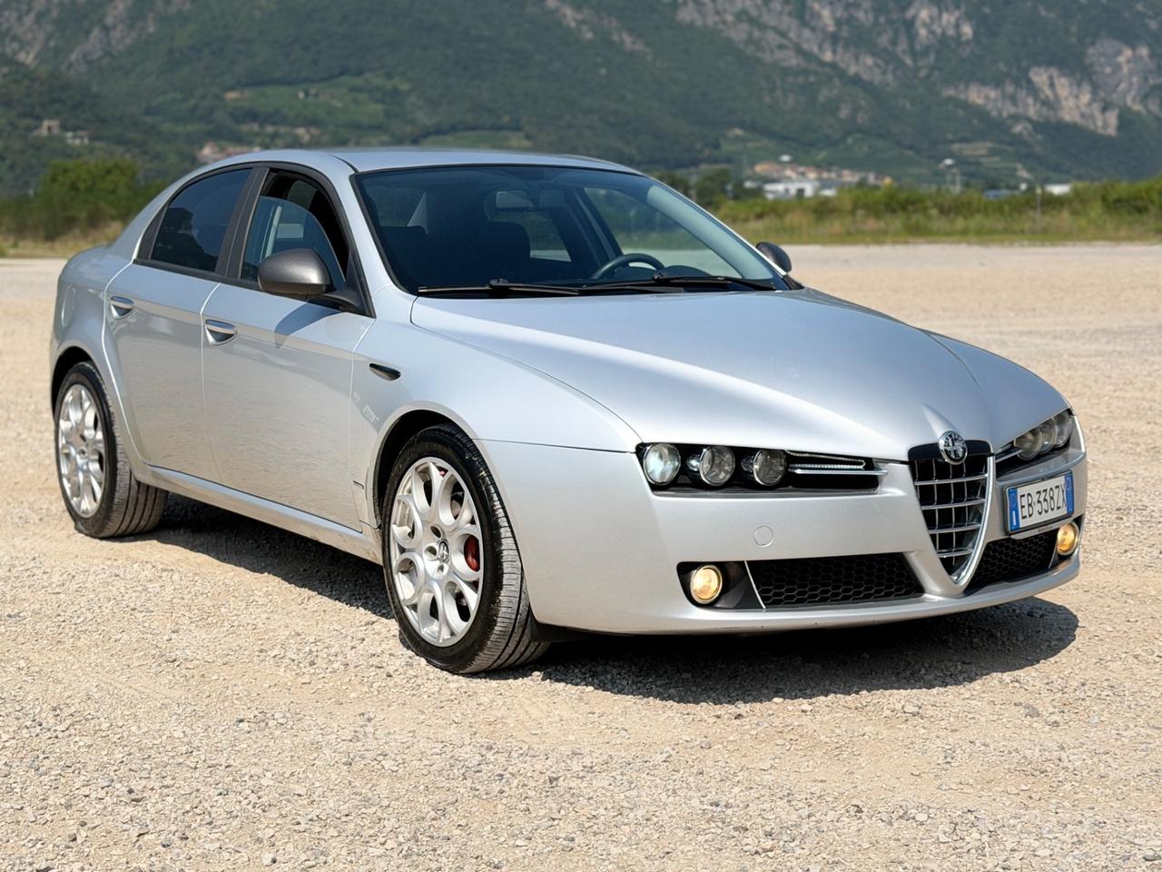 Alfa Romeo 159 1.9 JTDm 150CV GIUGIARO