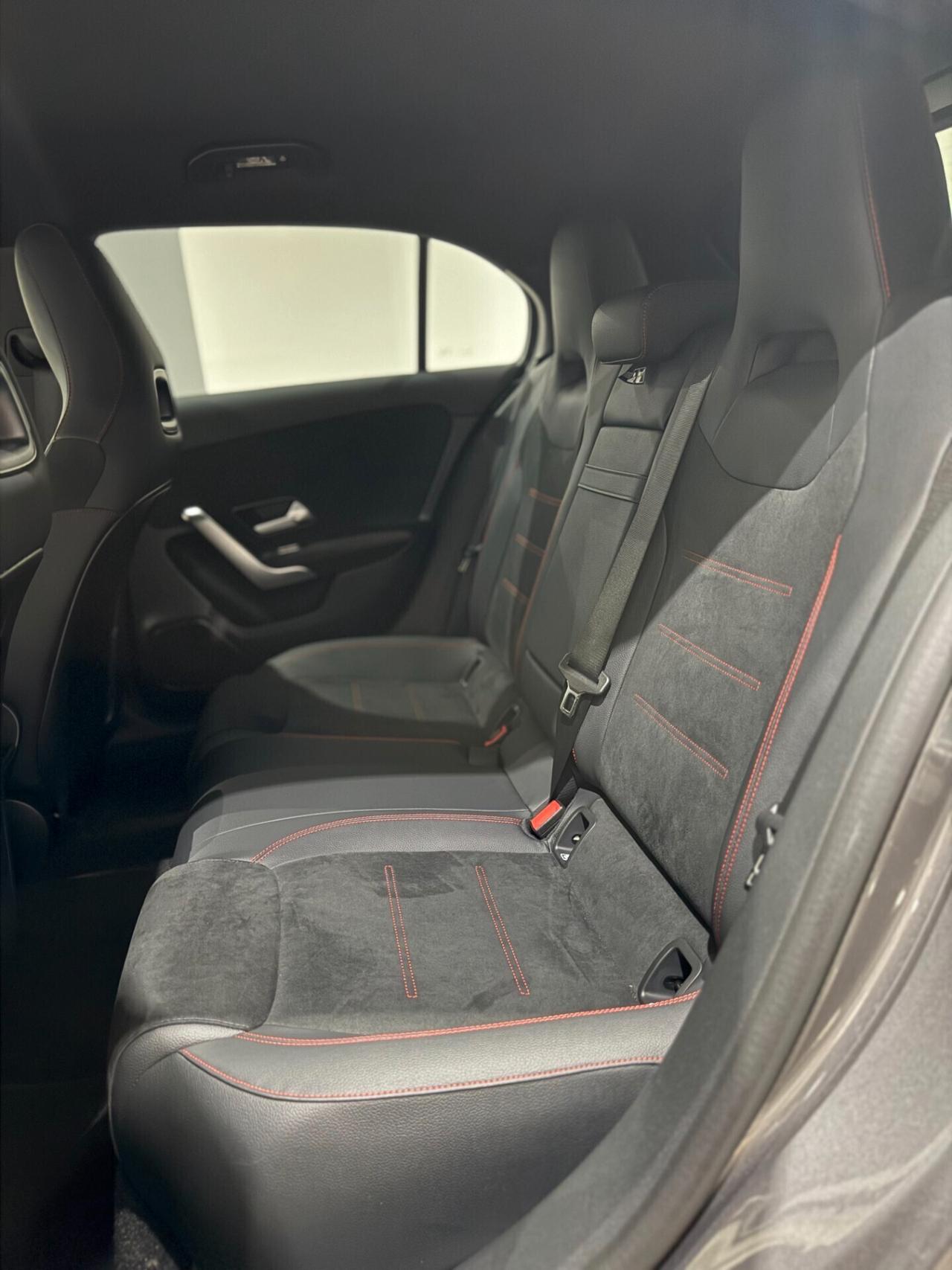 Mercedes-benz A 200 d Automatic AMG Line Premium