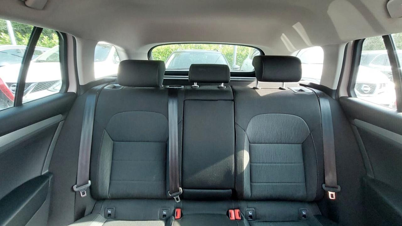 Skoda Superb 1.6 Cambio Automatico Neopatentati