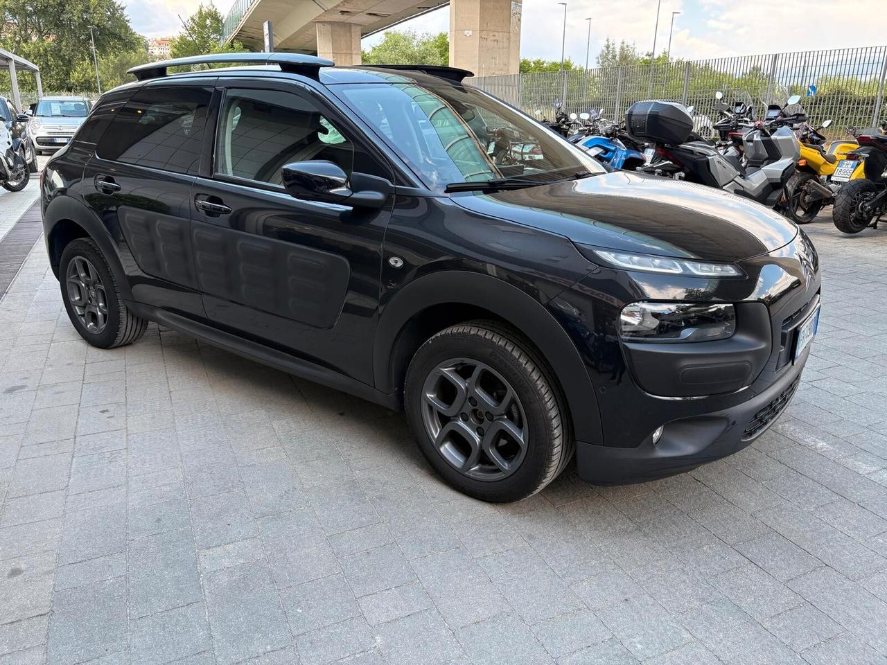 Citroen C4 Cactus PureTech 82 Shine