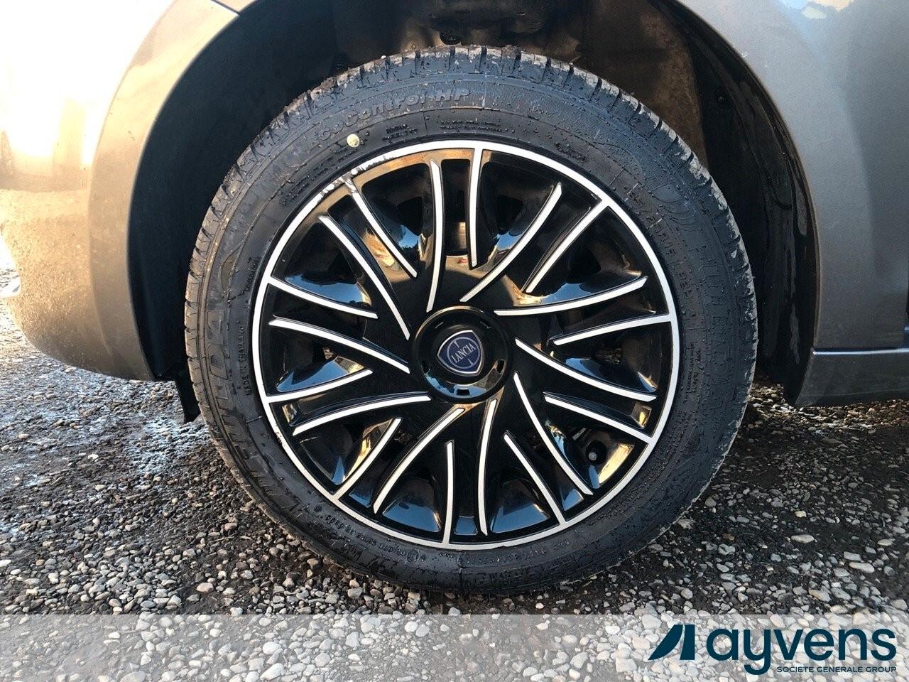 Lancia Ypsilon 1.0 FireFly 5 porte S&S Hybrid NOLEGGIO LUNGO TERMINE