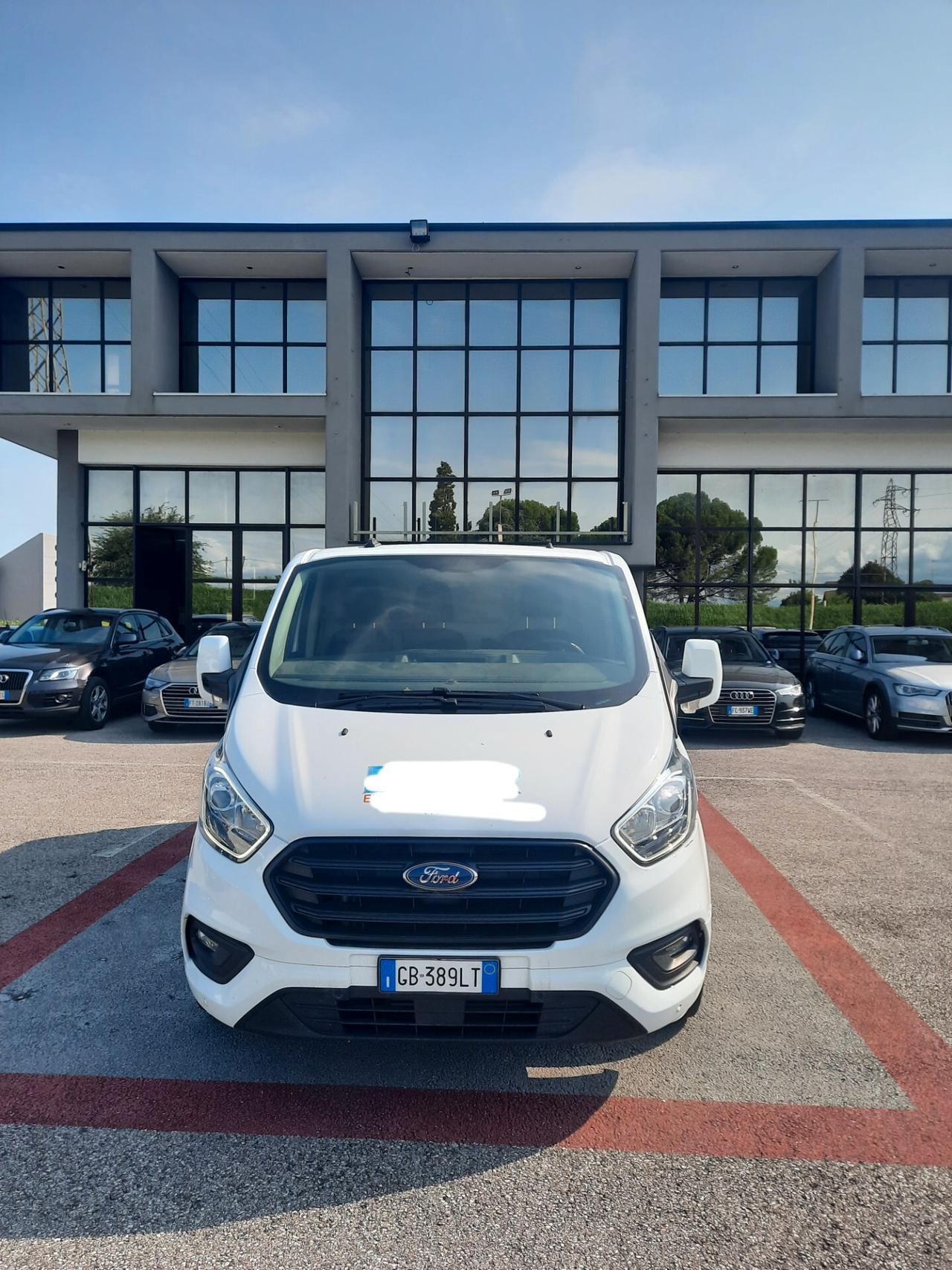 Ford Transit Custom 340 2.0 TDCi 130 PC PR.IVATO Titanium