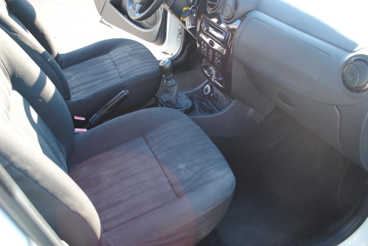 DACIA DUSTER 1.5 dCI 110 CV 4x4 OK NEOPATENTATI