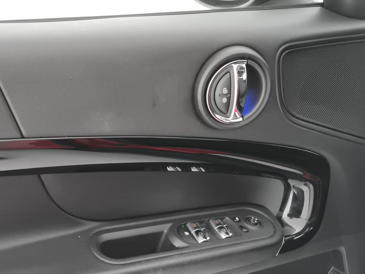 MINI Countryman Cooper SE ALL4 Hype