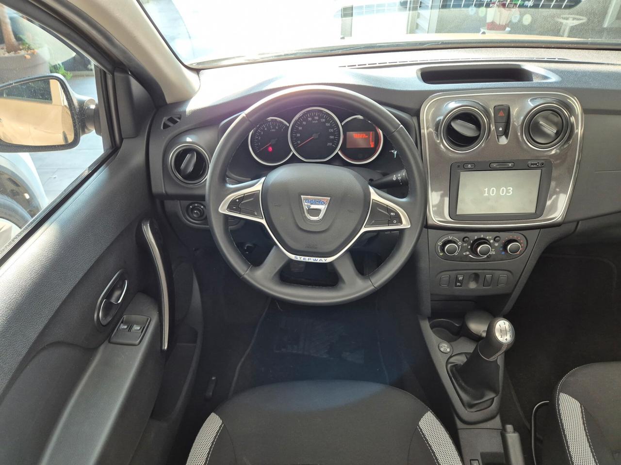 Dacia Sandero Stepway 1.0 TCe 100 CV ECO-G Comfort