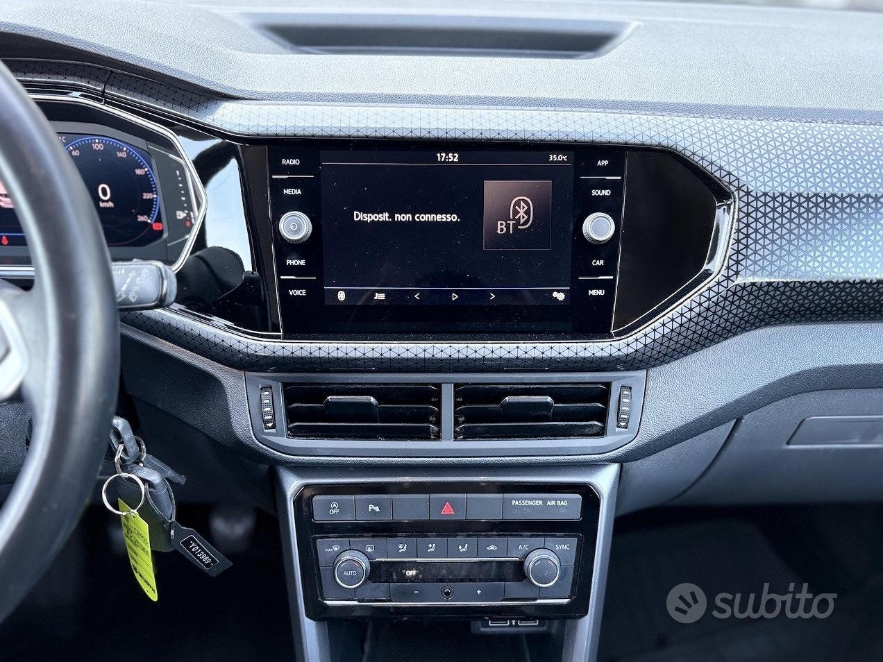 Volkswagen T-Cross 1.0 Benzina 116CV E6 - 2019