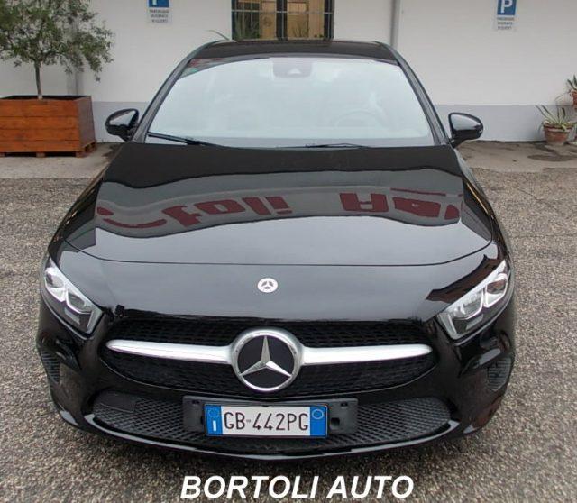 MERCEDES-BENZ A 180 33.000 KM AUTOMATICA BUSINESS EXTRA FULL OPTIONAL