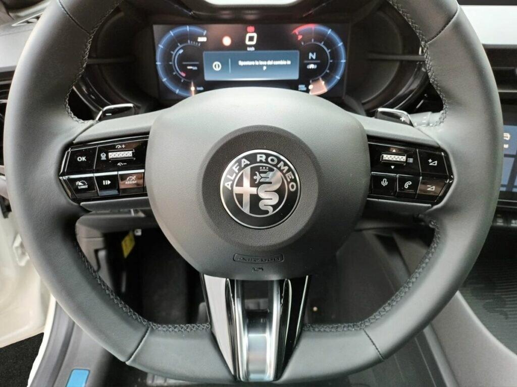 Alfa Romeo Tonale 1200 HYBRID SPECIALE 136 CV EDCT6 KM 0