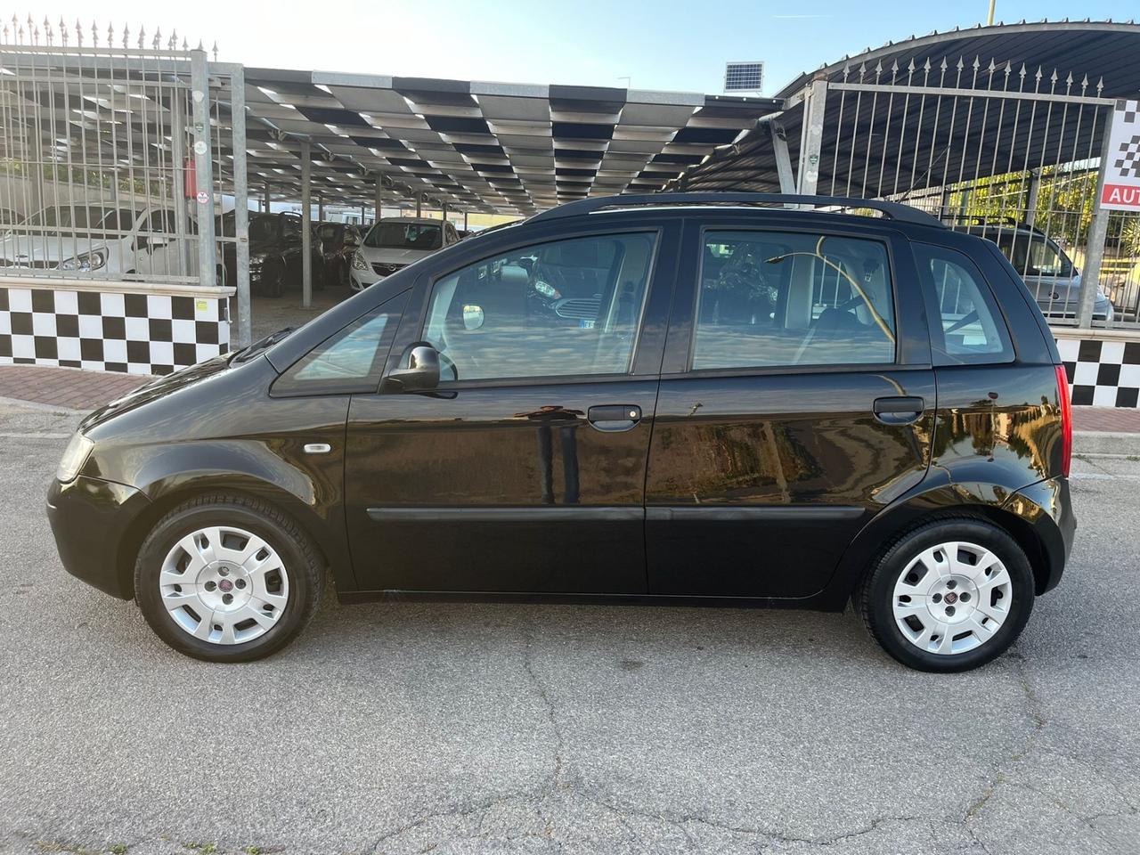 Fiat Idea 1.4 Dynamic GPL Unipro 2010