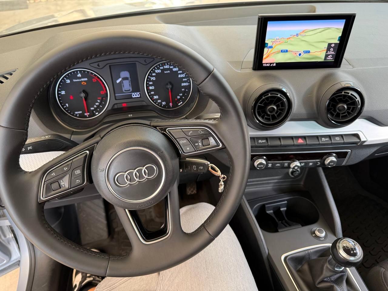 Audi Q2 2017 1.6 116cv TDI Business