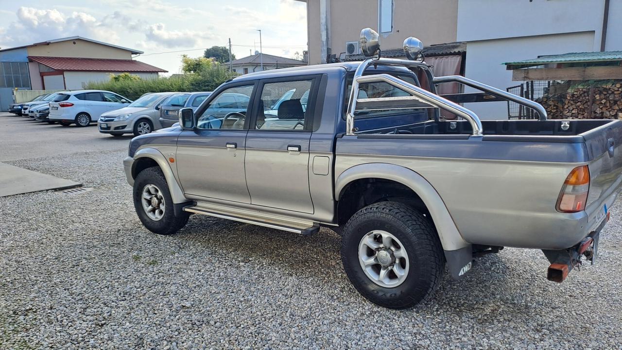 Mitsubishi L200 2.5 TDI 4WD Double Cab Pick-up GLX