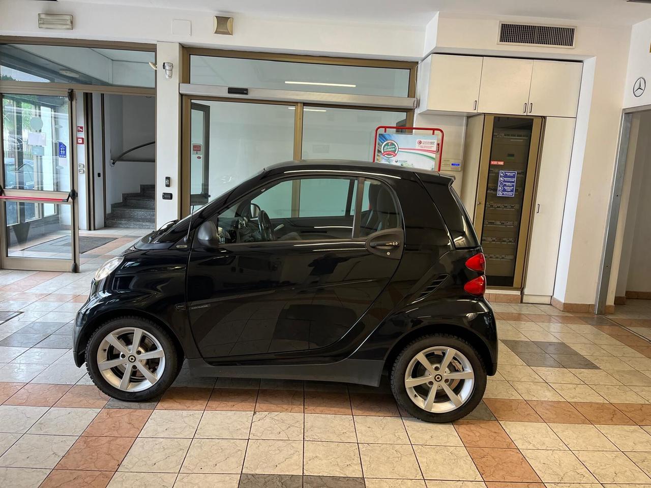 Smart ForTwo 1000 52 kW coupé passion ADATTA AI NEOPATENTATI