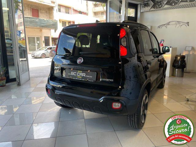 FIAT Panda Cross 1.0 Hybrid *DISPLAY COLORI