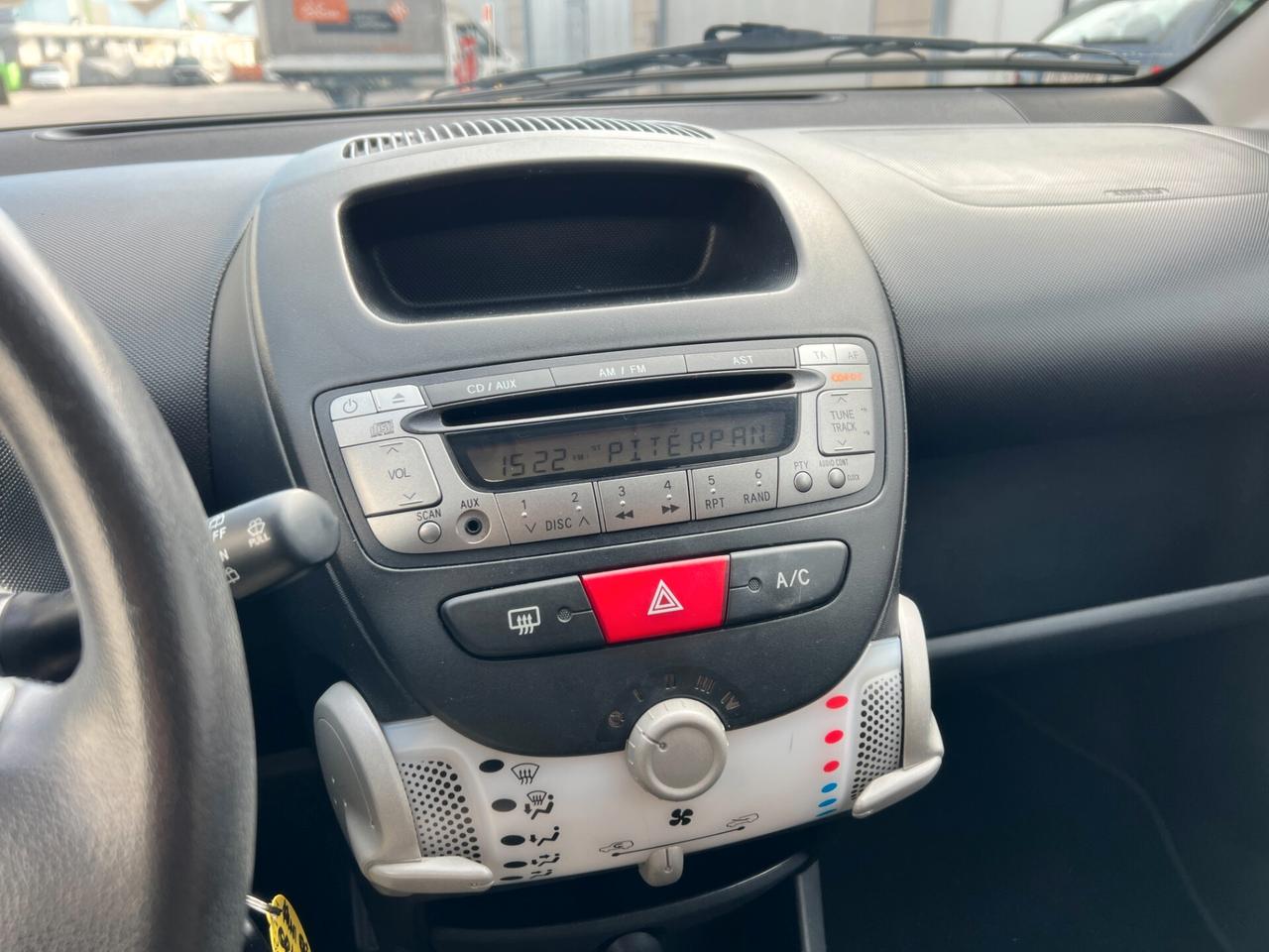 Peugeot 107 1.0 68CV 5p. Superga