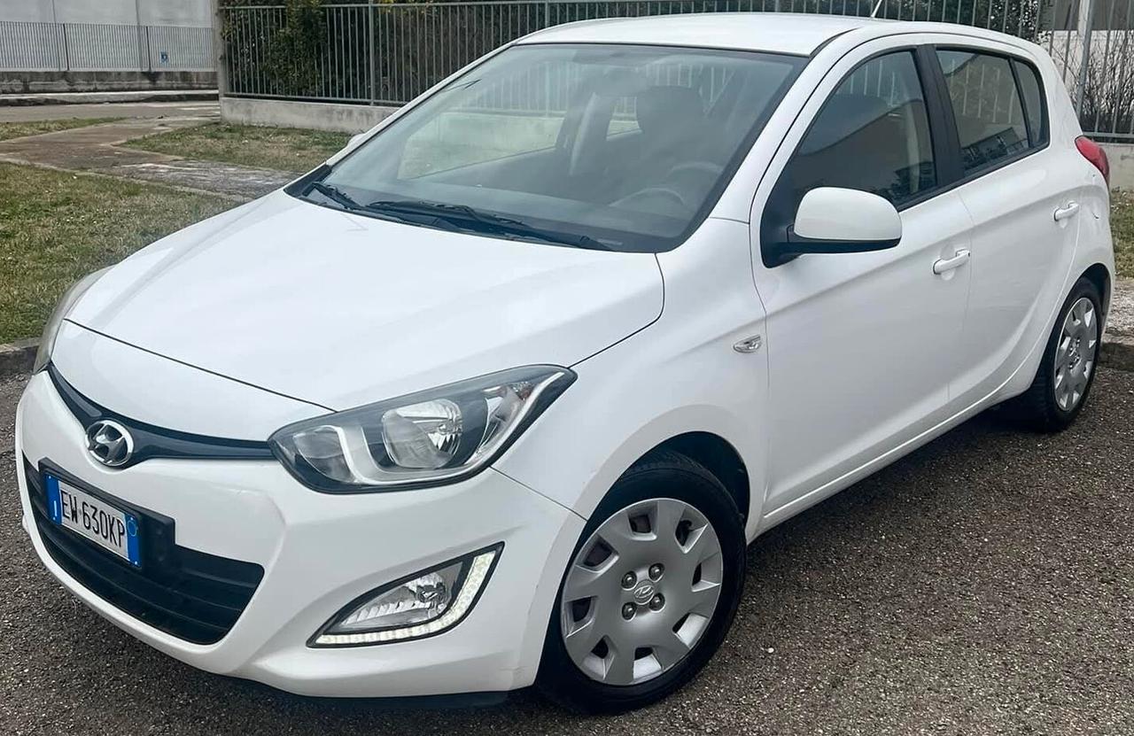 Hyundai i20 1.2 5p. Econext Sound Edition Gpl