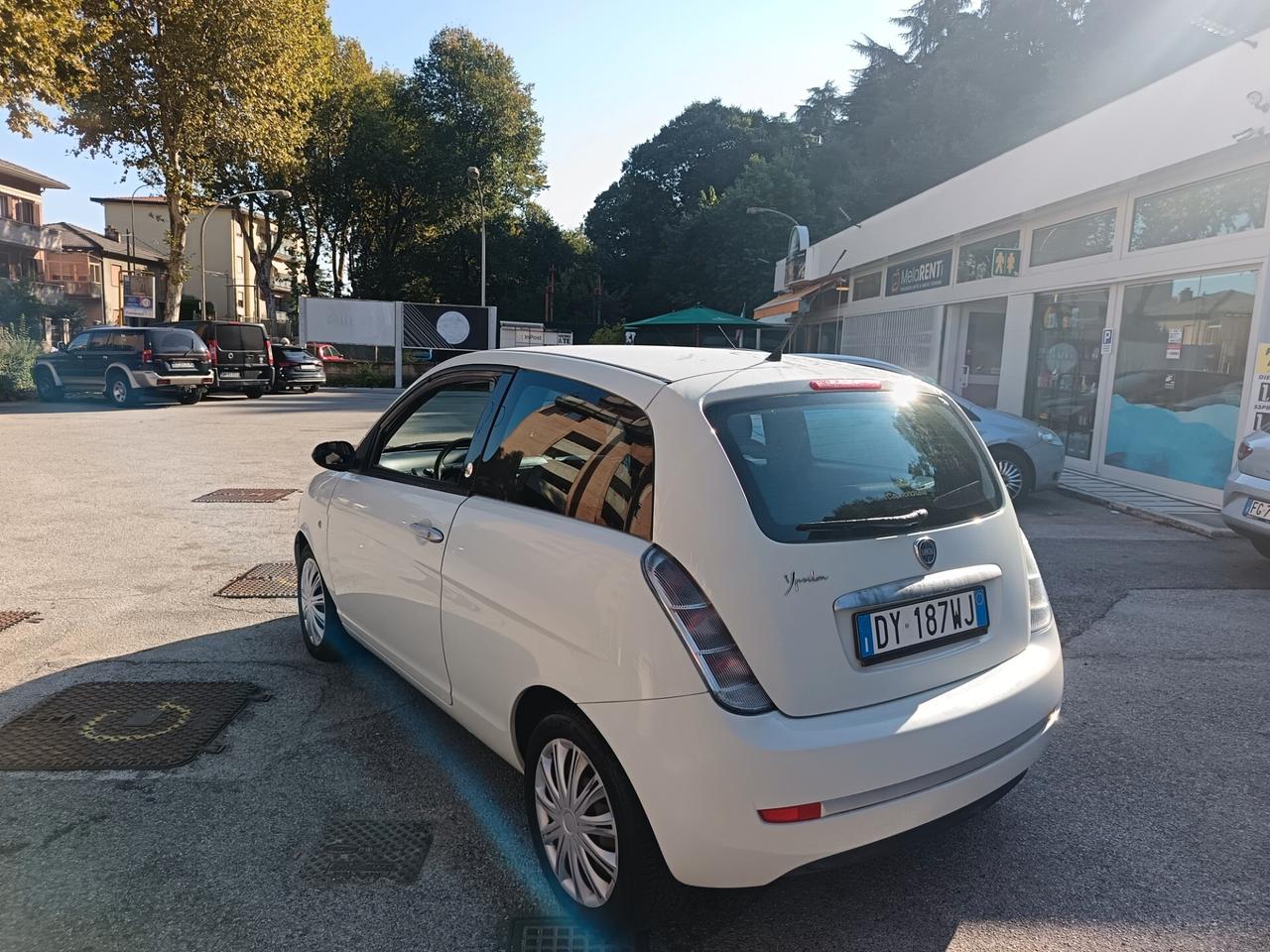 Lancia Ypsilon 1.4 Oro Ecochic GPL