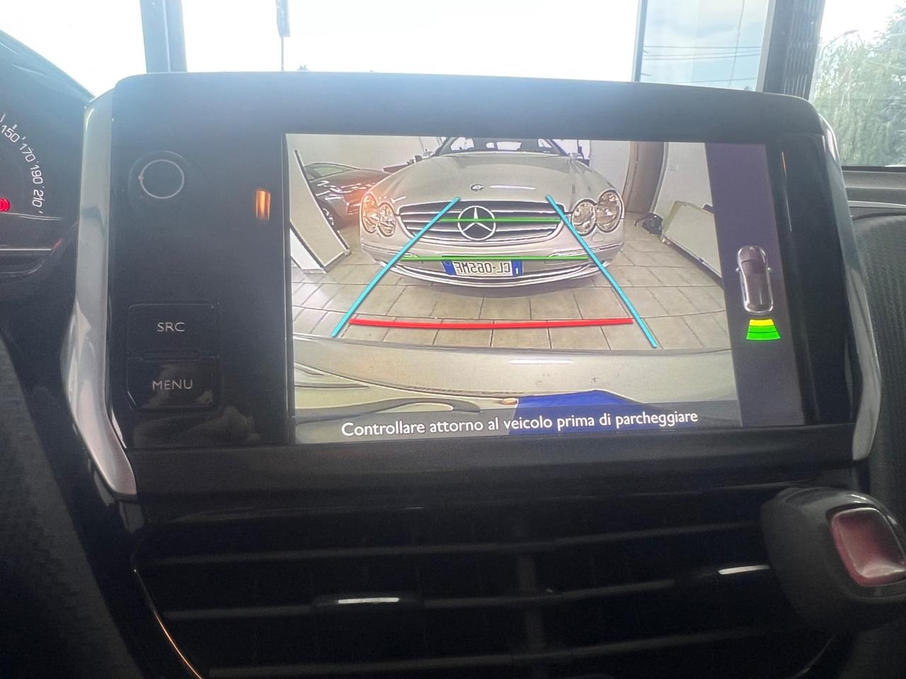 Peugeot 208 PureTech 82 5 porte Allure