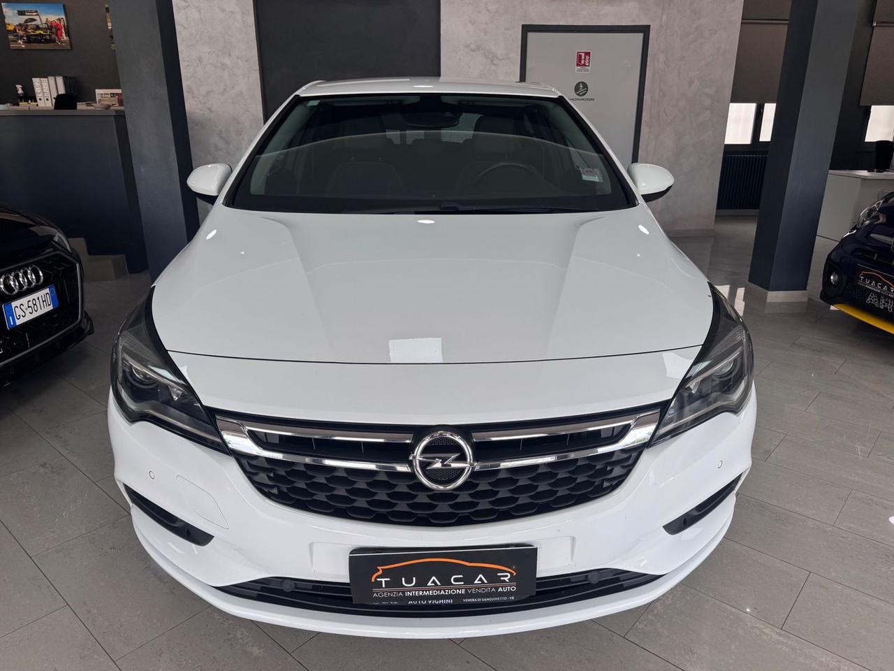 Opel Astra Dynamic 1.6 CDTI #6268