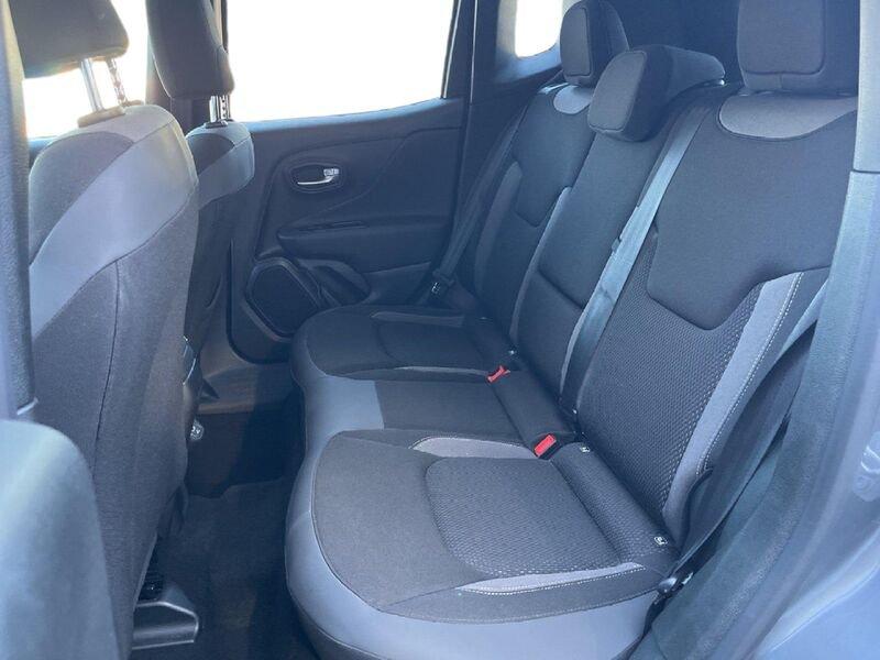 Jeep Renegade 2019 1.5 turbo t4 mhev Limited 2wd 130cv dct