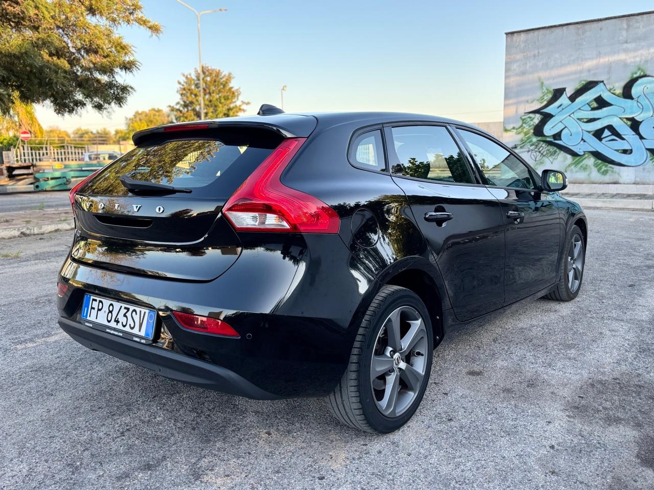 Volvo V40 D2 Geartronic Business Plus