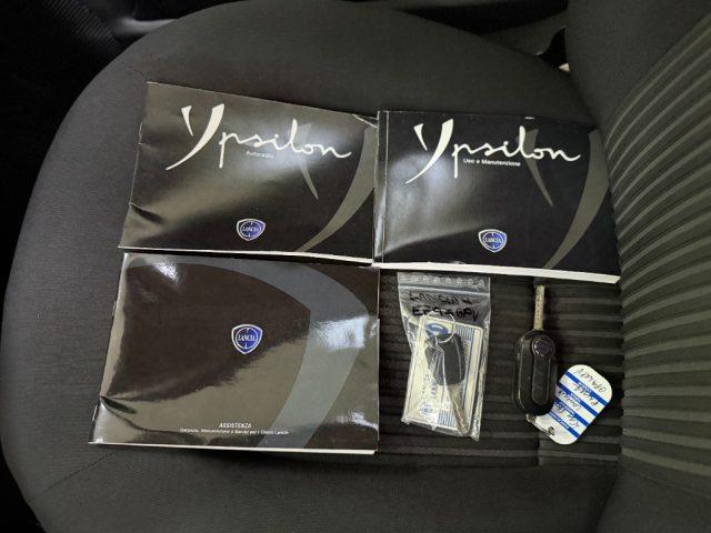 LANCIA Ypsilon 1.2 69 CV Argento