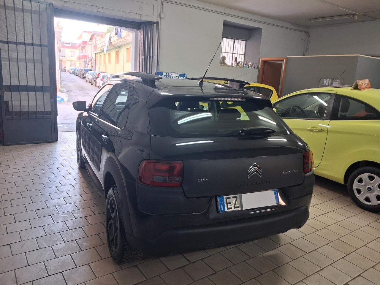 Citroen C4 Cactus 2015 Shine unico prop 65.000km