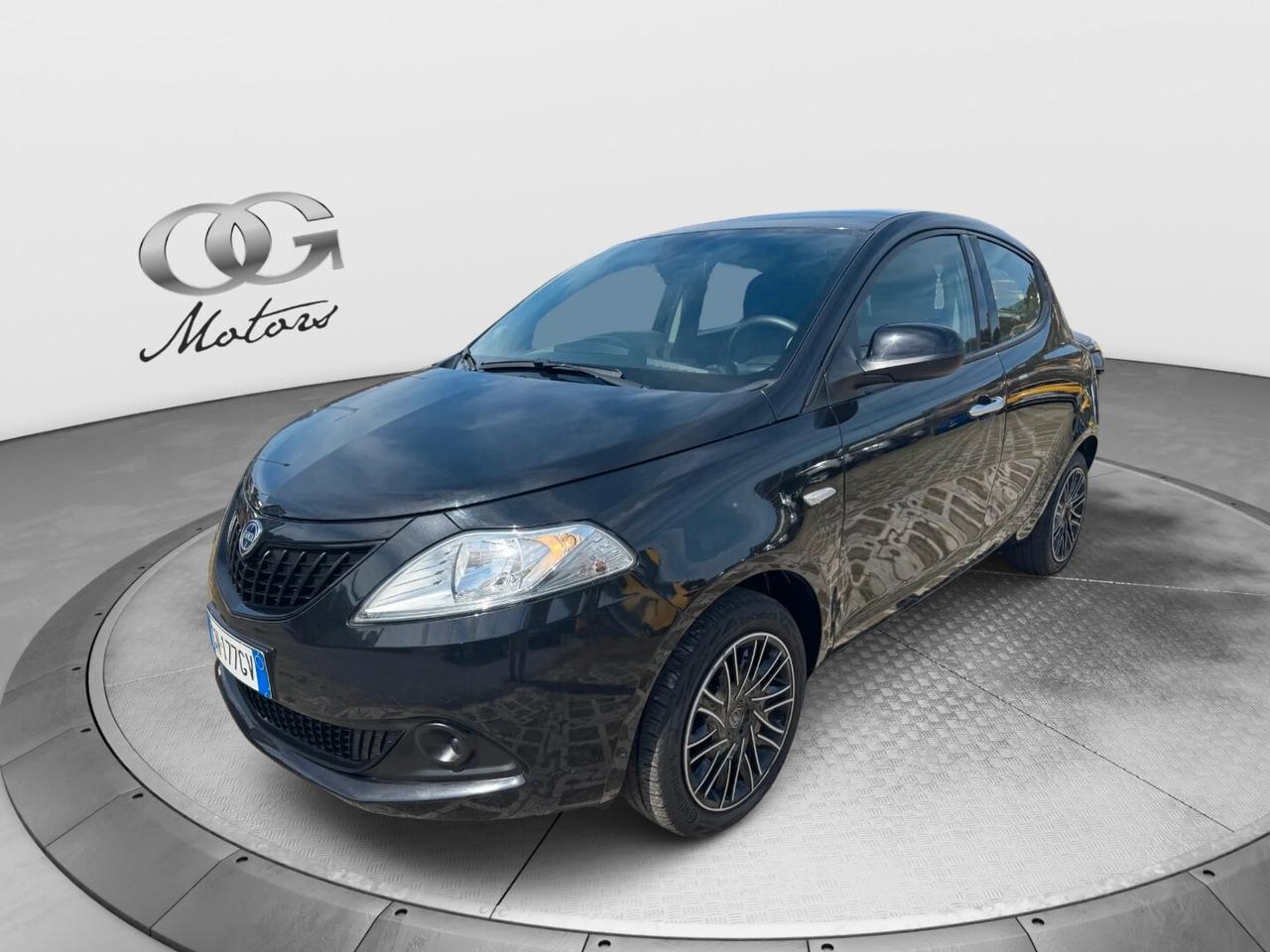 Lancia Ypsilon 1.0 FireFly 5 porte S&S Hybrid Silver Plus