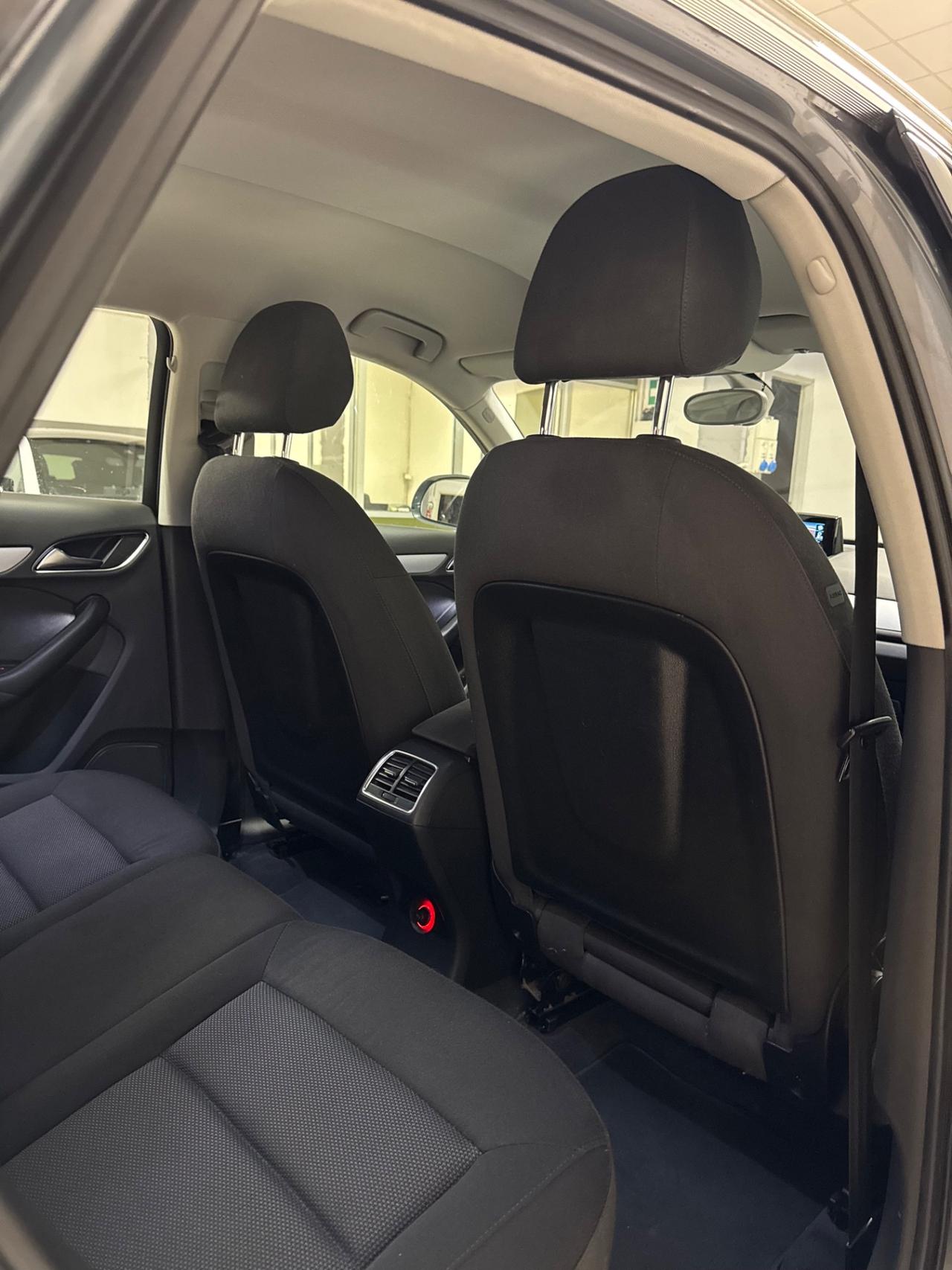 Audi Q3 2.0 TDI 120 CV