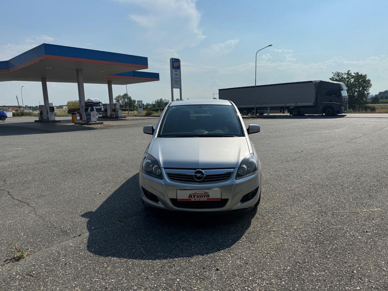 Opel Zafira 1.8 16V GPL-TECH Cosmo