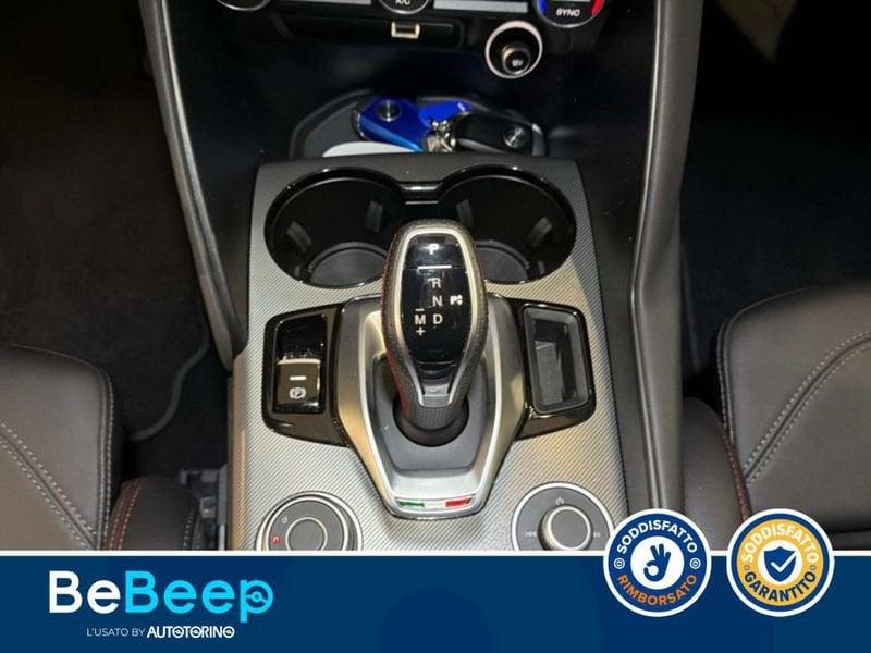 Alfa Romeo Giulia 2.2 T COMPETIZIONE Q4 210CV AUTO