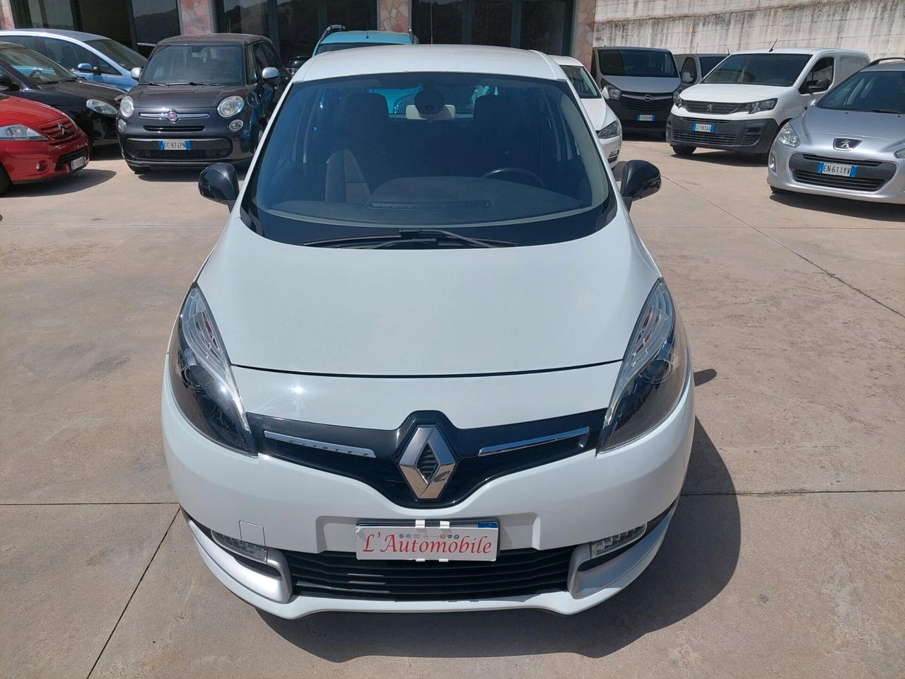 Renault Scenic XMod 1.5 dCi 110 CV Limited