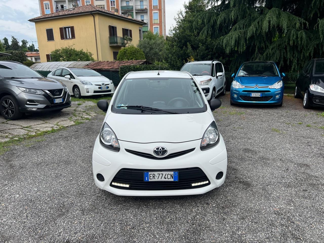 Toyota Aygo 1.0 12V VVT-i 5 porte Active Connect*NAVI*NEOPATENTATI