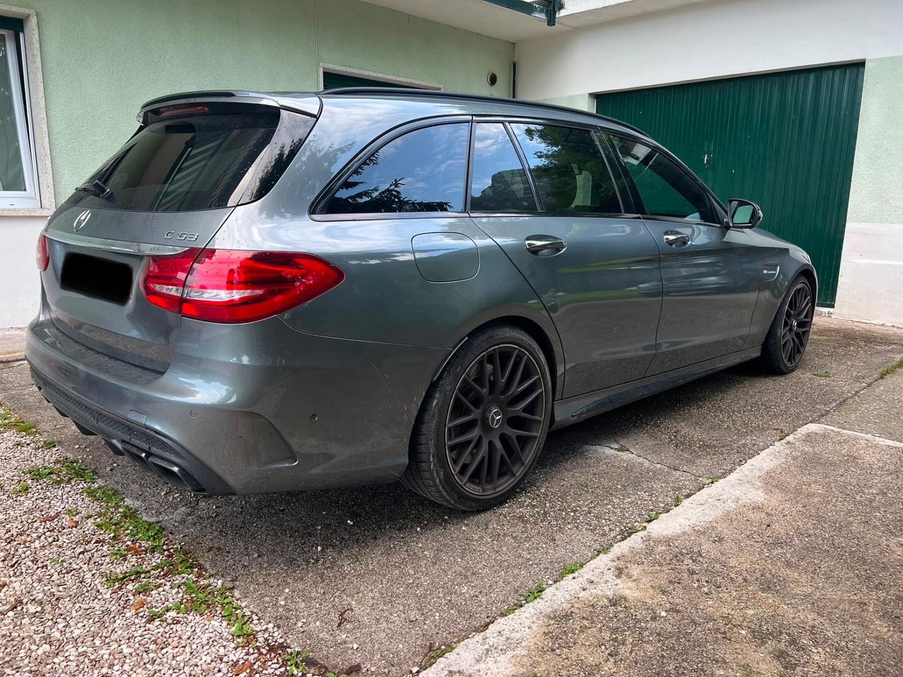 Mercedes-benz C 63 AMG