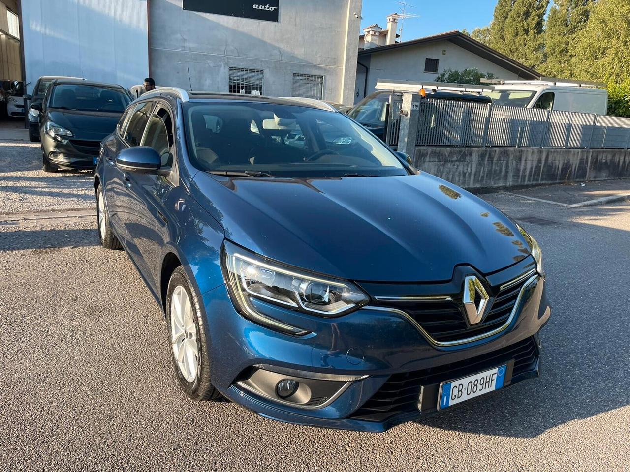 Renault Megane M&amp;eacute;gane Sporter dCi 8V 110 CV EDC Energy Intens